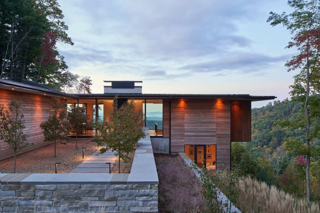 Modern House On A Hill Design Concepts For Sustainable Living